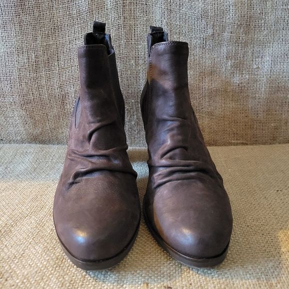 Paul Green Shoes - Paul Green Munchen Nubuck Suede Ruched  Boot -10 (7.5)